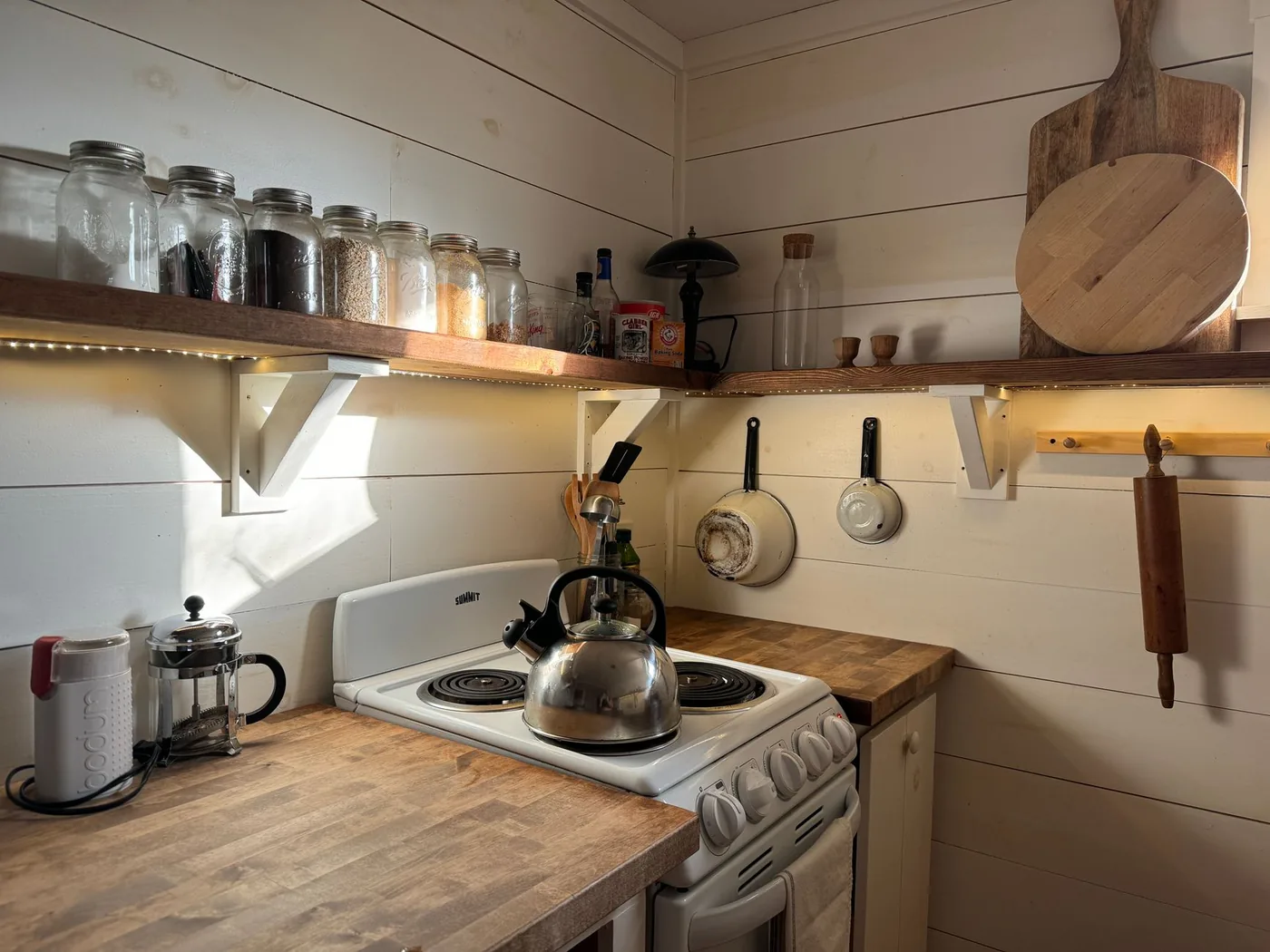 Provence styl: kuchyně, ložnice a doplňky
